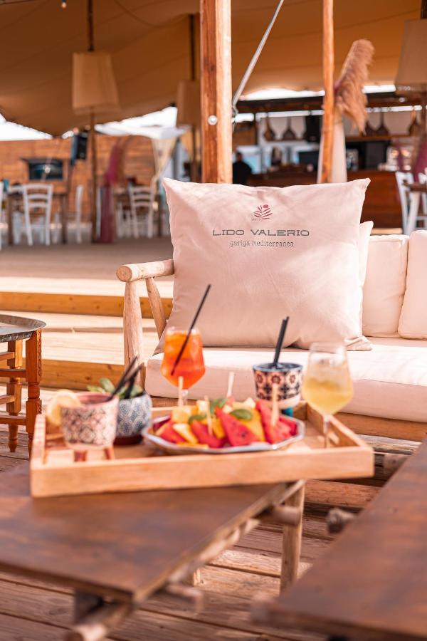 Valerio Resort Beach Club Margherita Di Savoia Exteriör bild